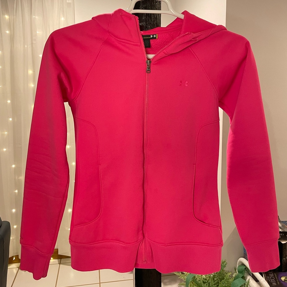 Women’s hot pink Under Armour zip up jacket!